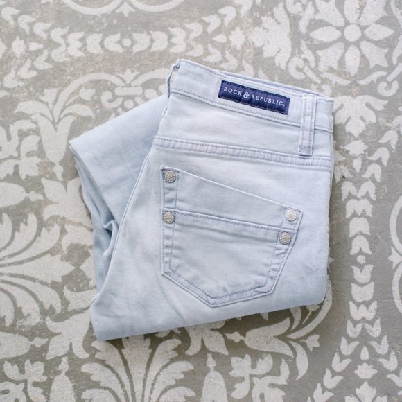 Rock & Republic Denim - Rock & Republic Skinny Zip Light Wash Jeans 2